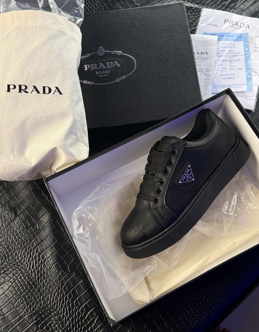 PRADA 